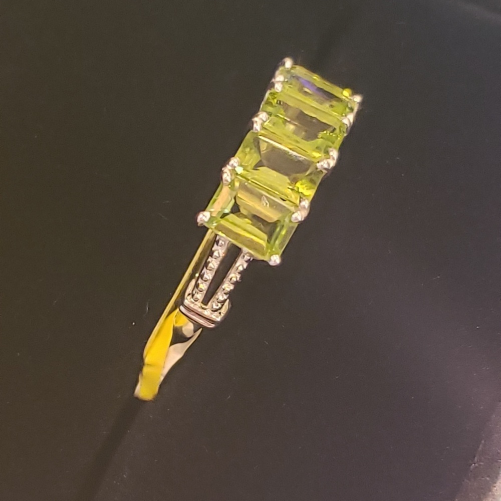Beautiful Peridots! - Picture 2 of 2